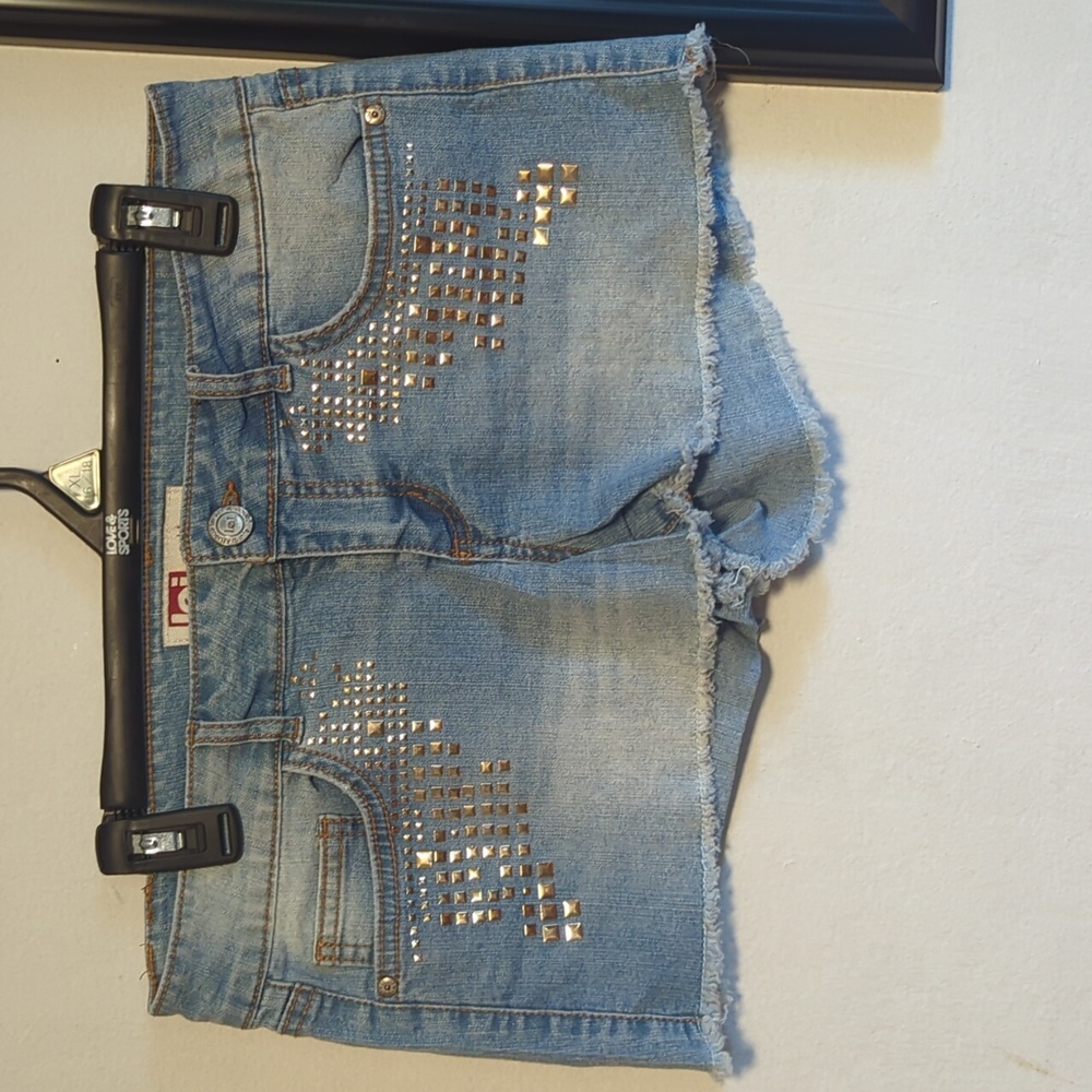 Y2K L.E.I shorts